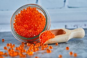 на камчатке пресекли попытки вывоза икры сверх нормы
