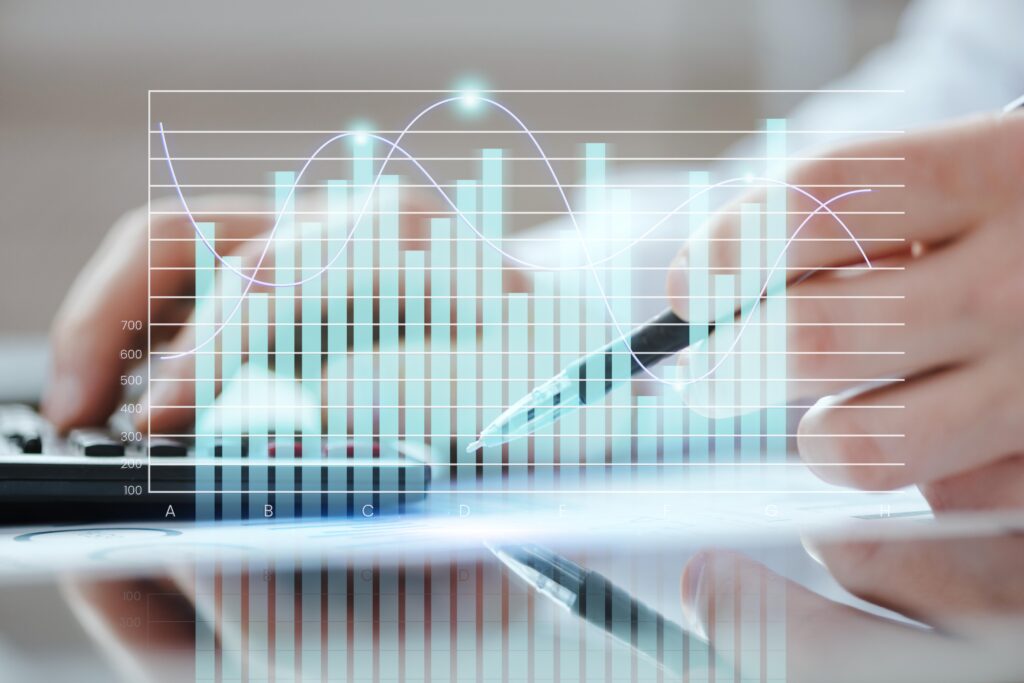 Накануне: новая промышленность, интерес к «Танкам», «Комсомолка» продалась