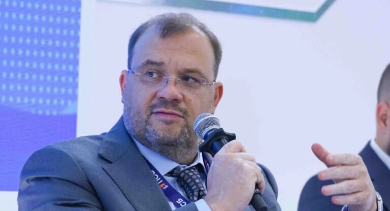 Макеев